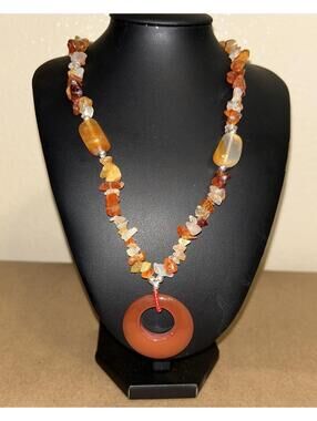 Carnelian agate necklace - several size agates - with barrel closure - 16"